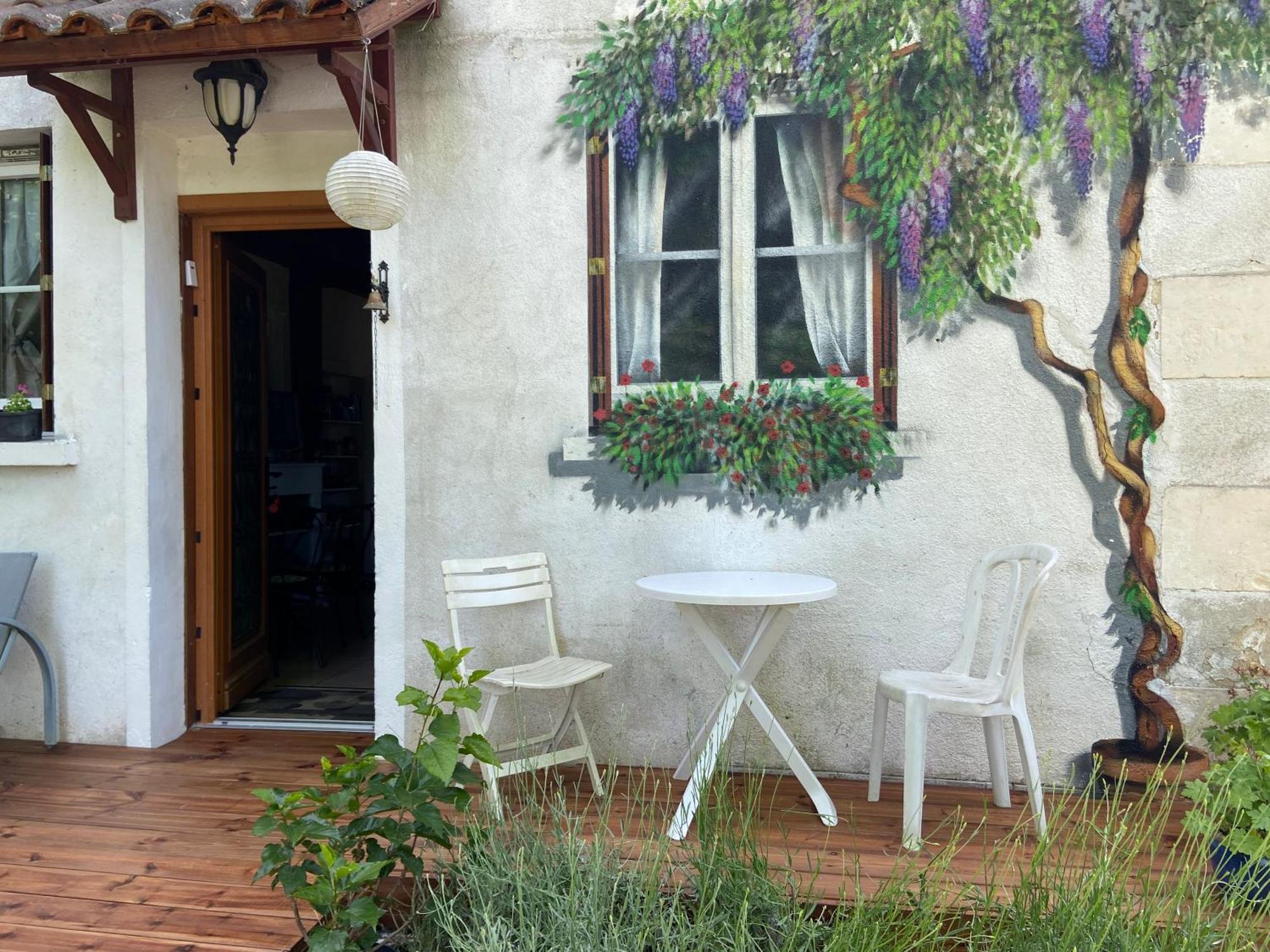 Le Pre Du Val Bed & Breakfast Saint-Astier  Exterior photo